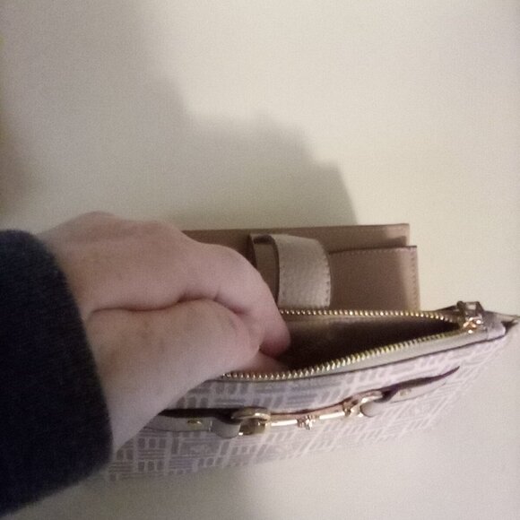 Anne Klein Tan Signature Wallet - Picture 6 of 12